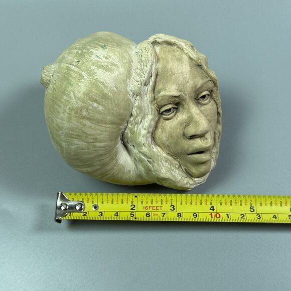 Art Sculpture Woman’s Face In Gastropod Shell  Handmade Signed B. Bond 1981 - Picture 8 of 8